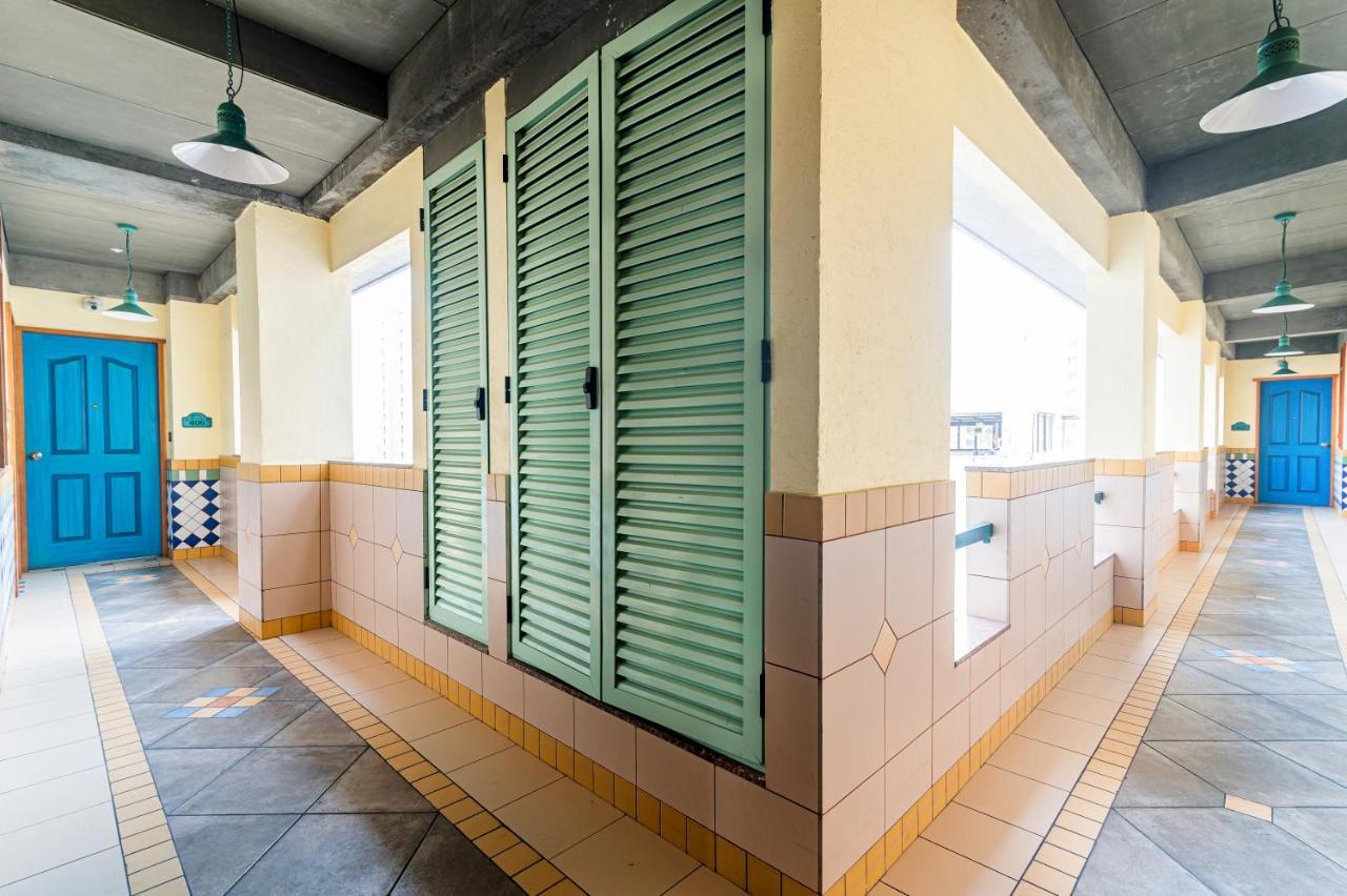 سورات Bougainvilla Apartment المظهر الخارجي الصورة