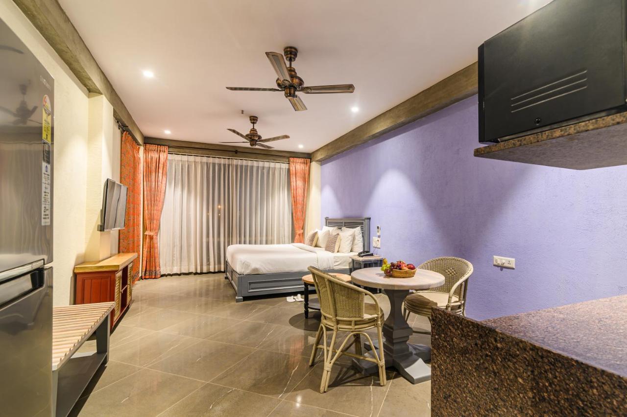 سورات Bougainvilla Apartment المظهر الخارجي الصورة